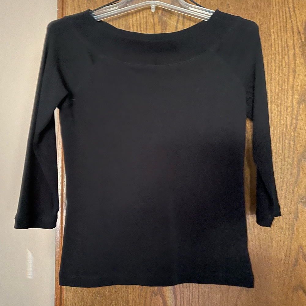 Jones New York casual top, great with denim or a skirt